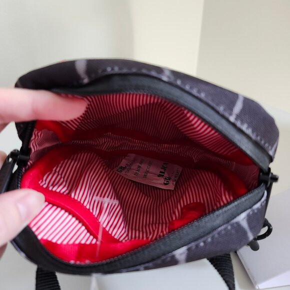 Herschel Supply Co | Cruz Crossbody | Tie Dye Check - Picture 4 of 9